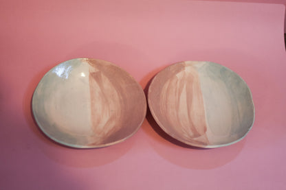 Assiette de service rose et bleu